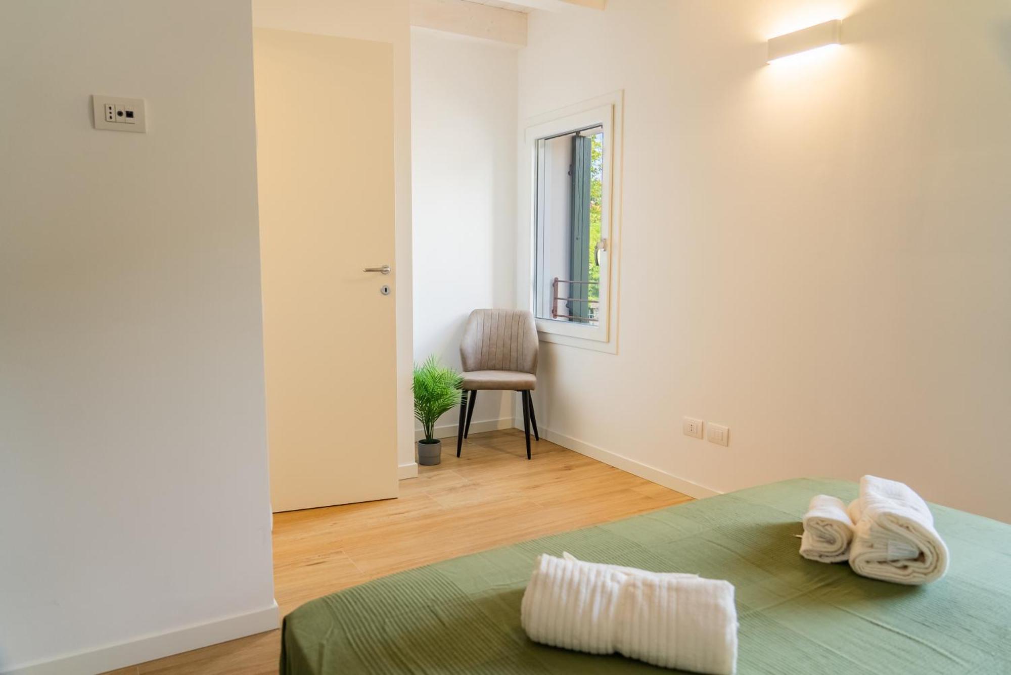 Elegante Appartamento In Centro A Тревизо Екстериор снимка