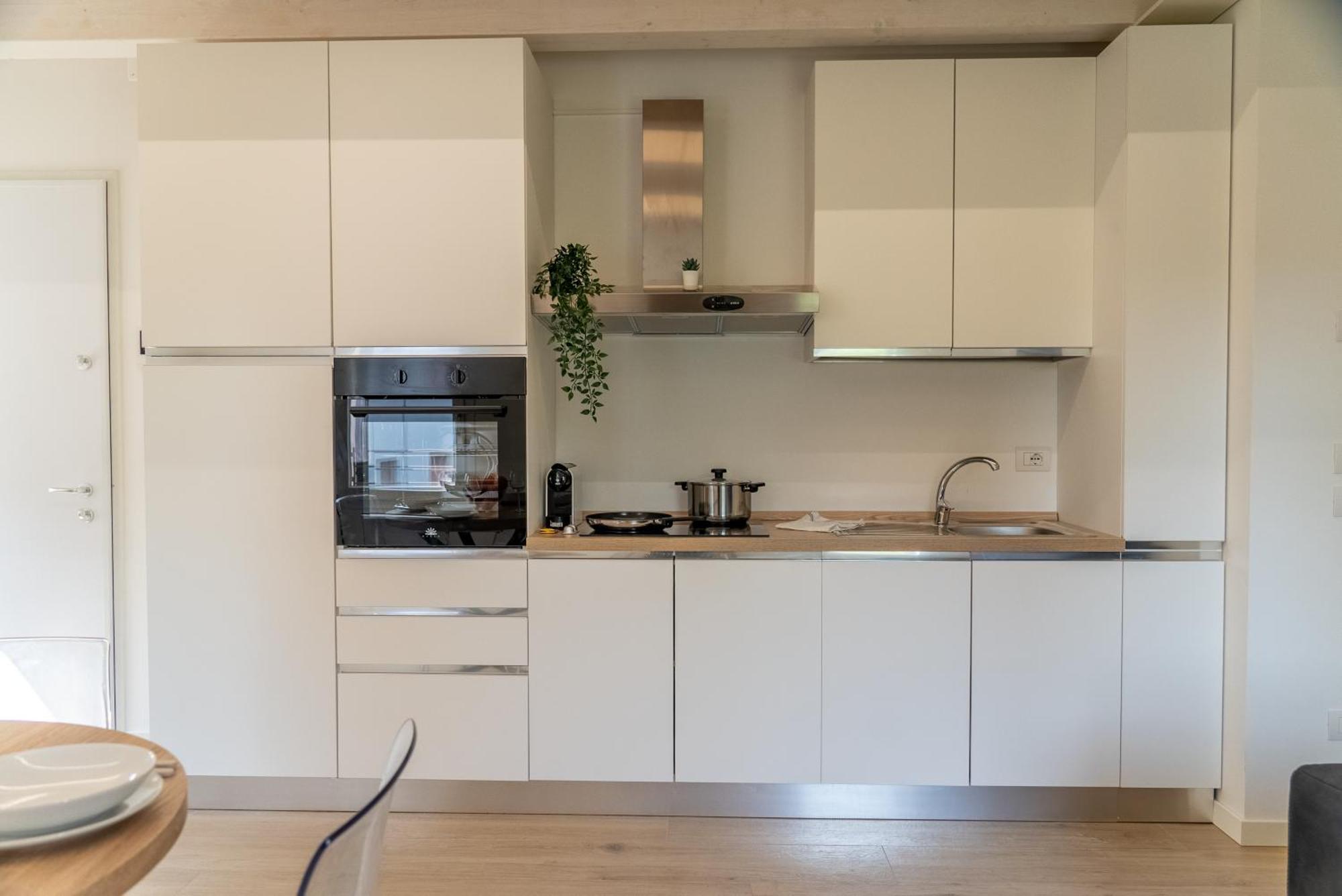 Elegante Appartamento In Centro A Тревизо Екстериор снимка
